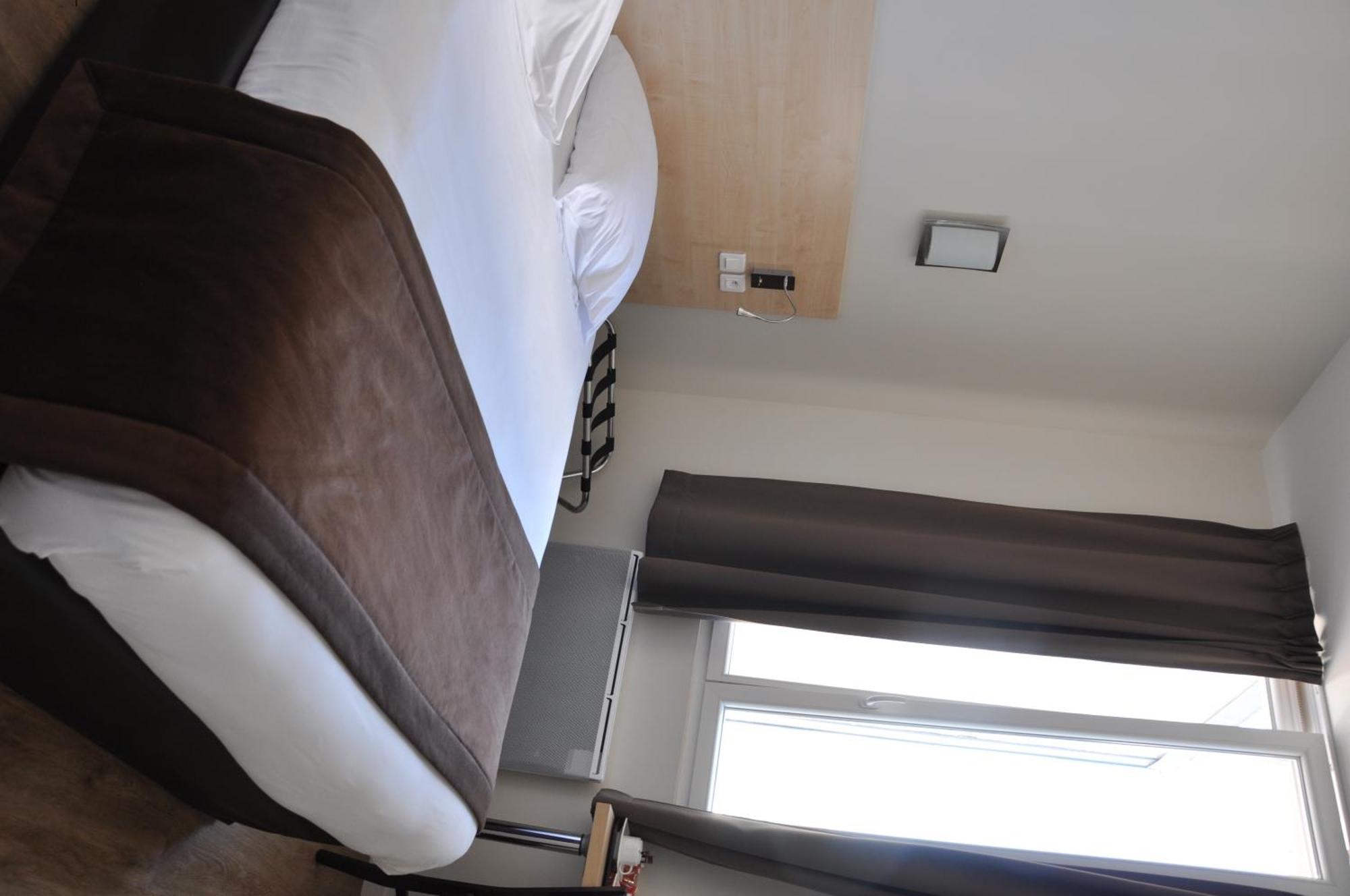 Hotel Foch Nancy Gare Pokoj fotografie